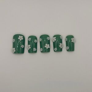 Green Floral Press-On Nails